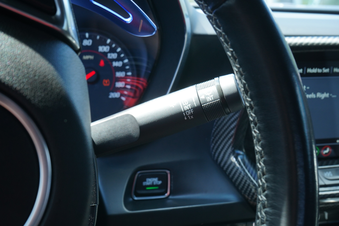 Chevrolet Camaro 2dr Cpe 1SS 2020