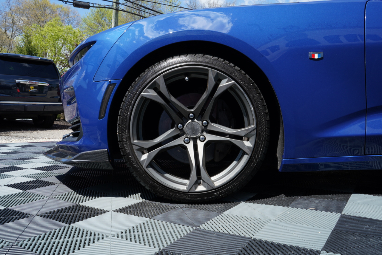 Chevrolet Camaro 2dr Cpe 1SS 2020