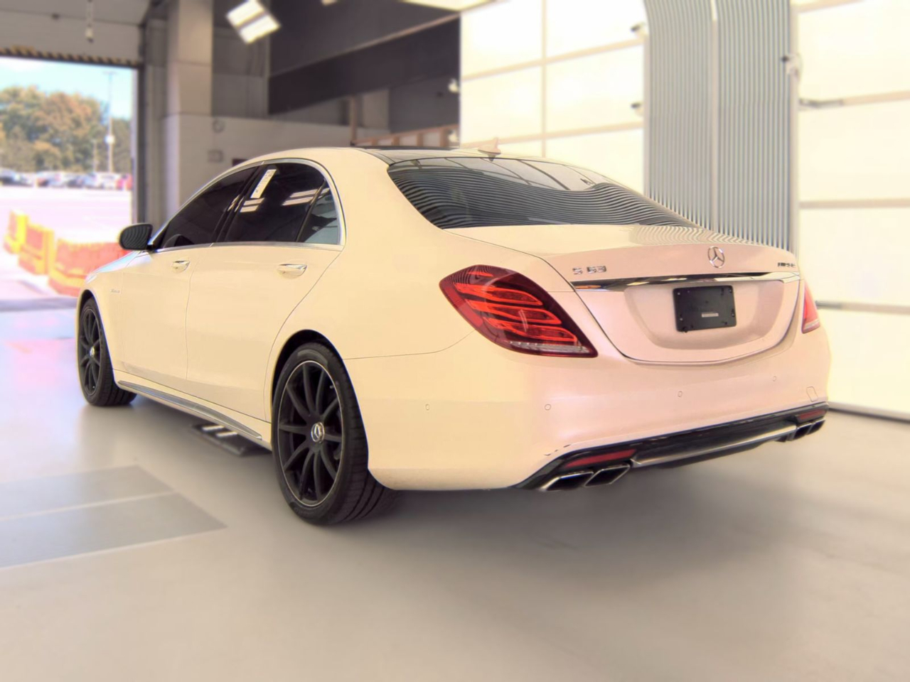 Mercedes-Benz S-Class 4dr Sdn S 63 AMG 4MATIC 2015