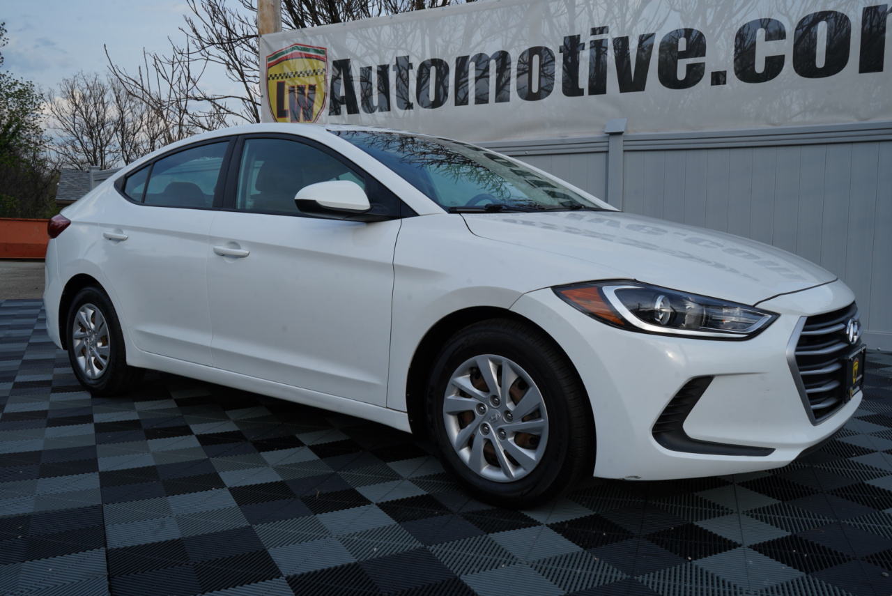 Hyundai Elantra  2018