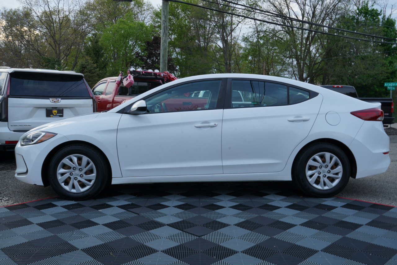Hyundai Elantra  2018