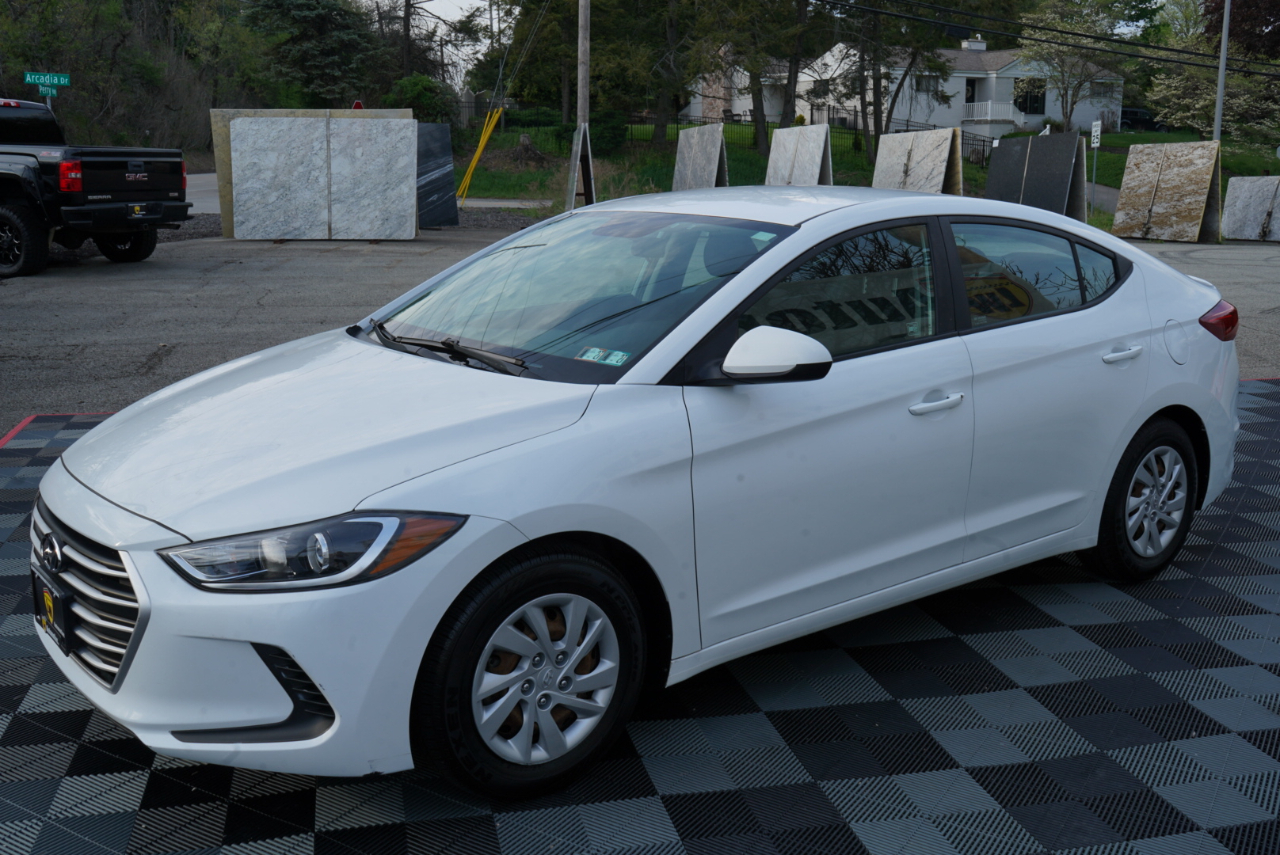 Hyundai Elantra  2018