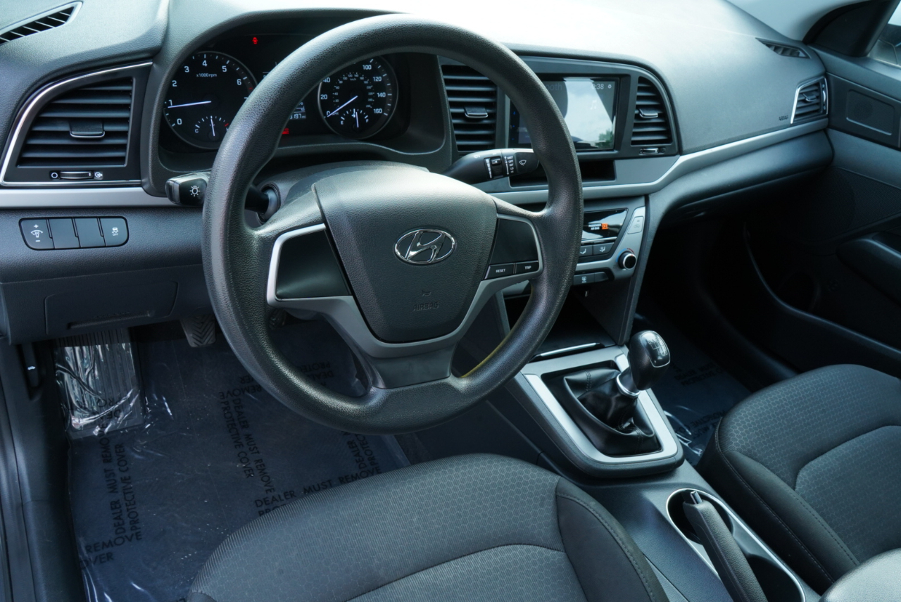 Hyundai Elantra  2018