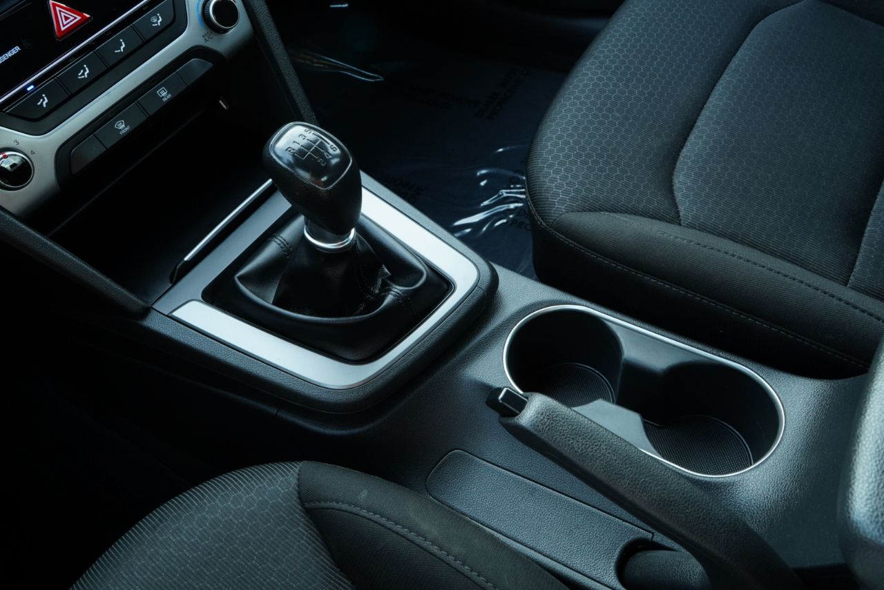 Hyundai Elantra  2018