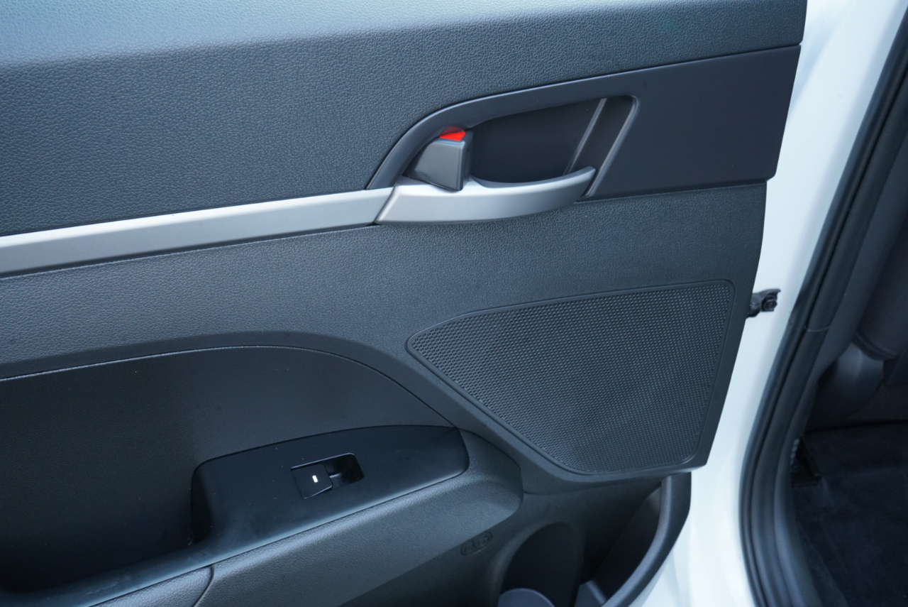 Hyundai Elantra  2018