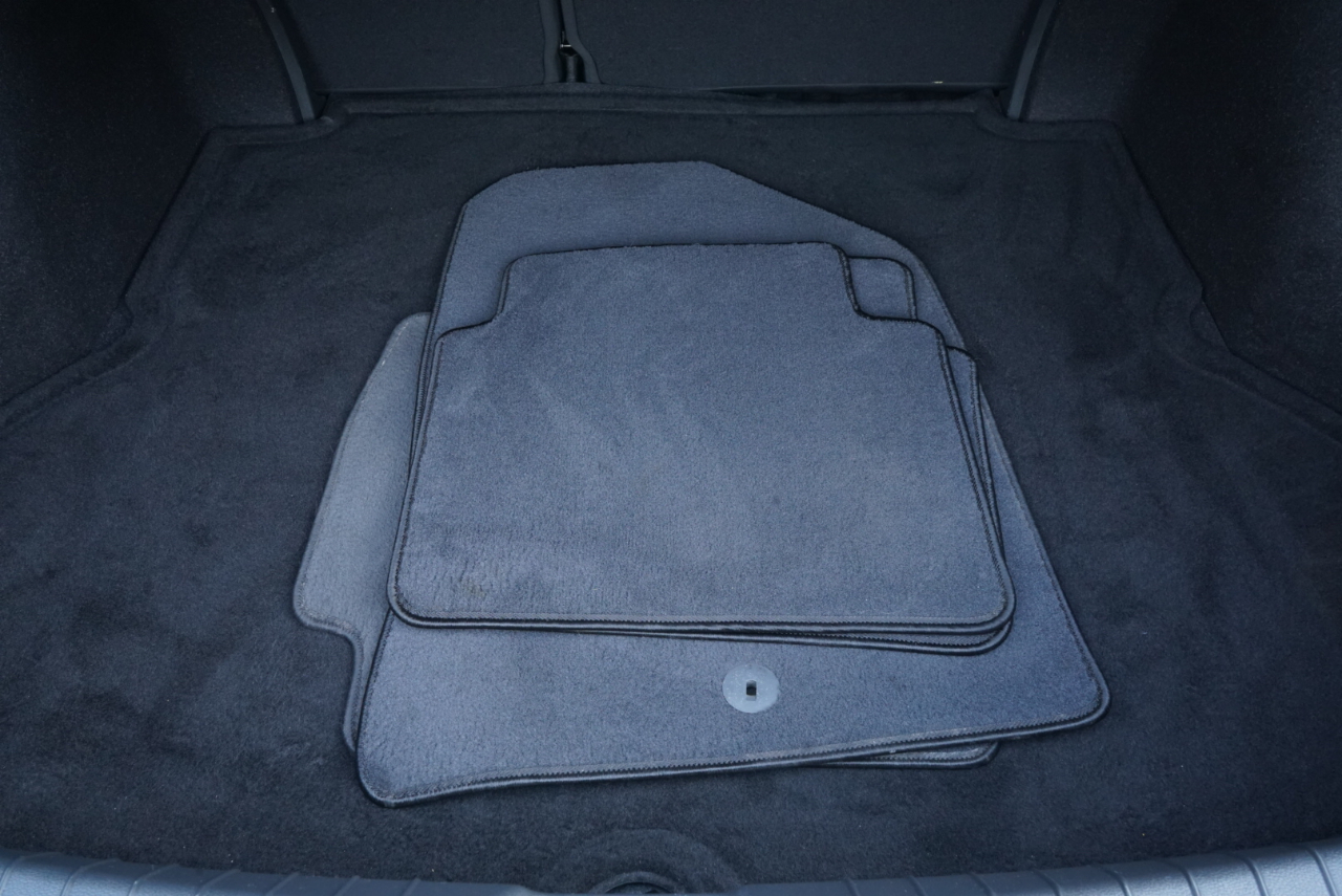 Hyundai Elantra  2018