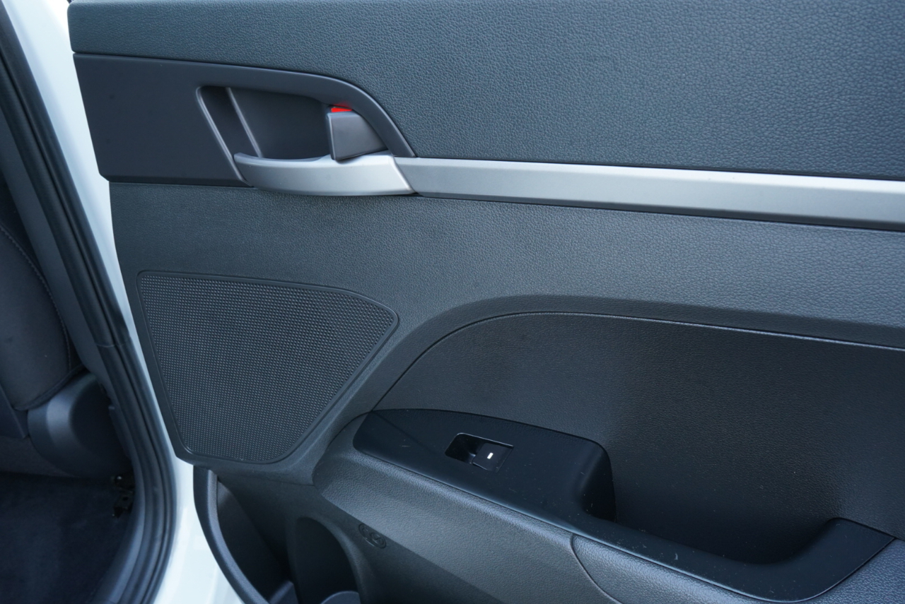 Hyundai Elantra  2018