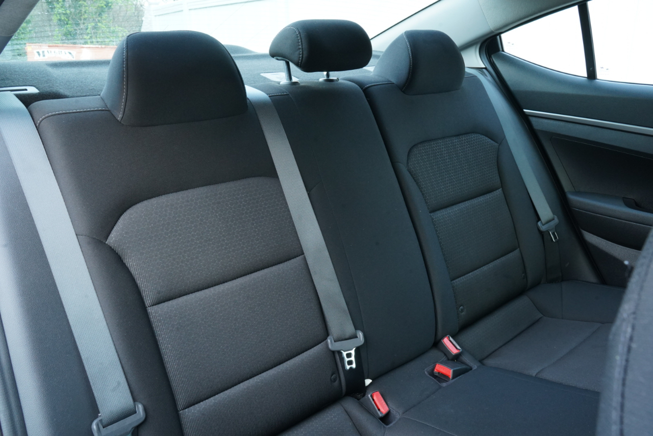 Hyundai Elantra  2018