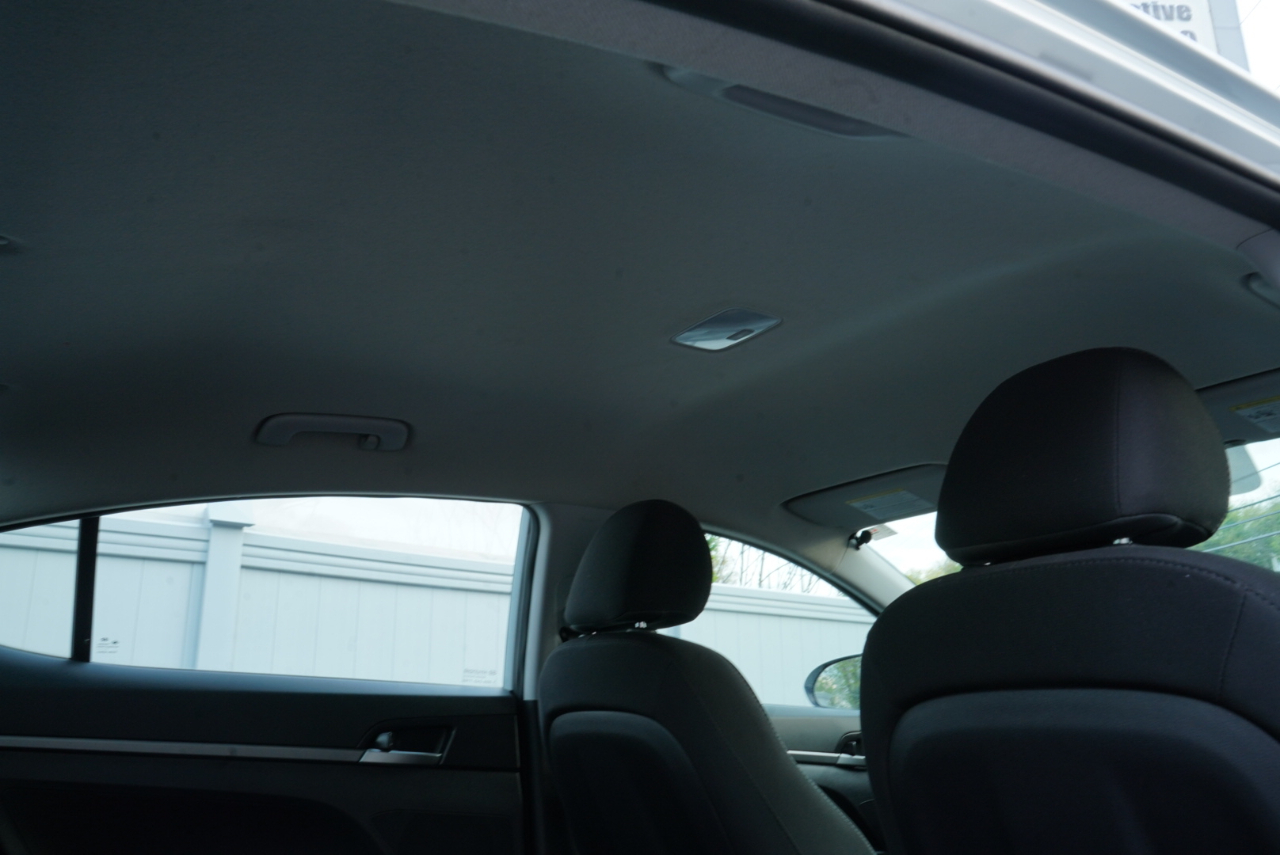 Hyundai Elantra  2018