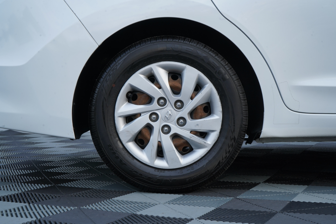 Hyundai Elantra  2018