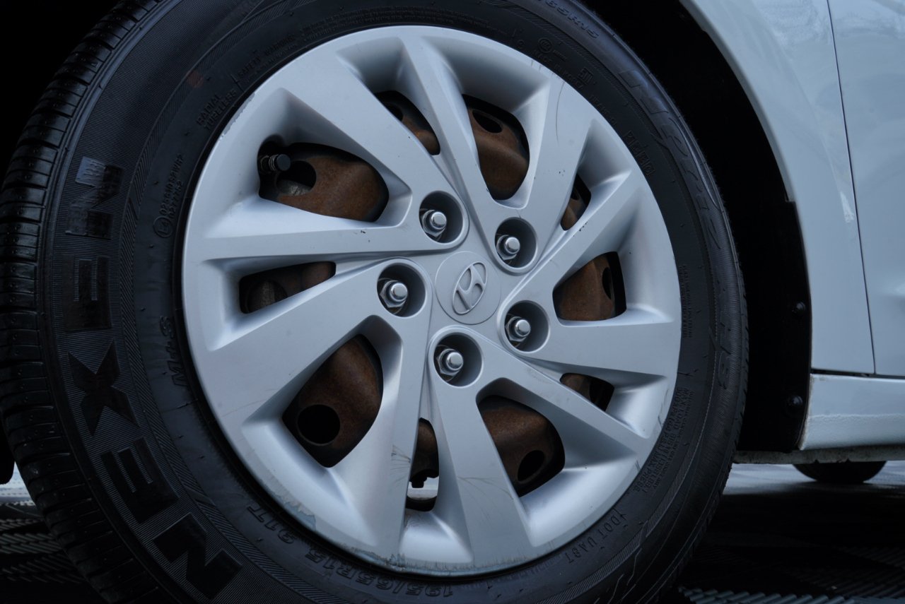 Hyundai Elantra  2018