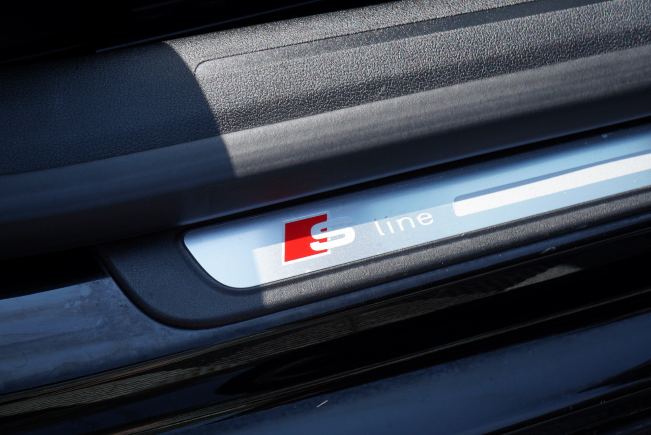 Audi A5 2dr Cabriolet Auto Premium 2016