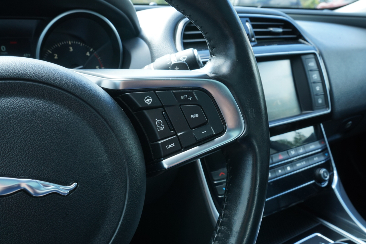 Jaguar XE 20d Prestige AWD 2018