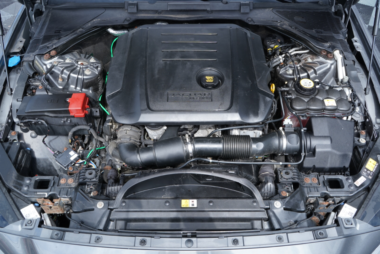 Jaguar XE 20d Prestige AWD 2018