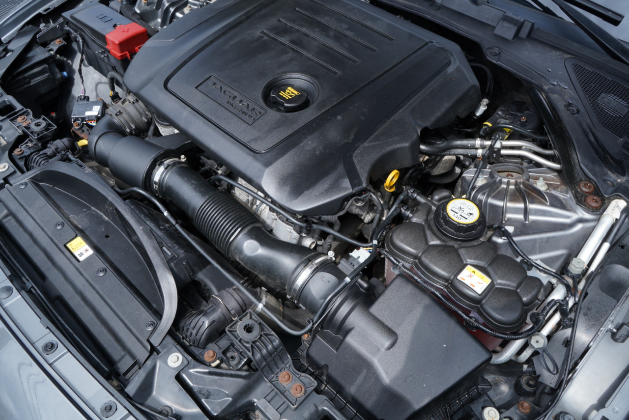 Jaguar XE 20d Prestige AWD 2018