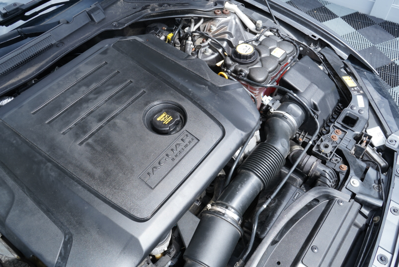 Jaguar XE 20d Prestige AWD 2018