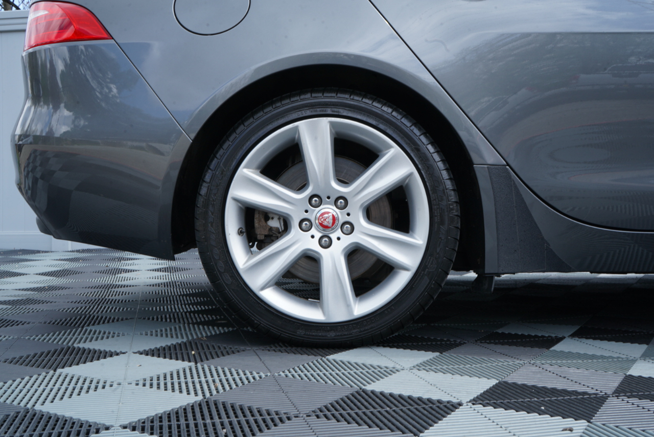 Jaguar XE 20d Prestige AWD 2018