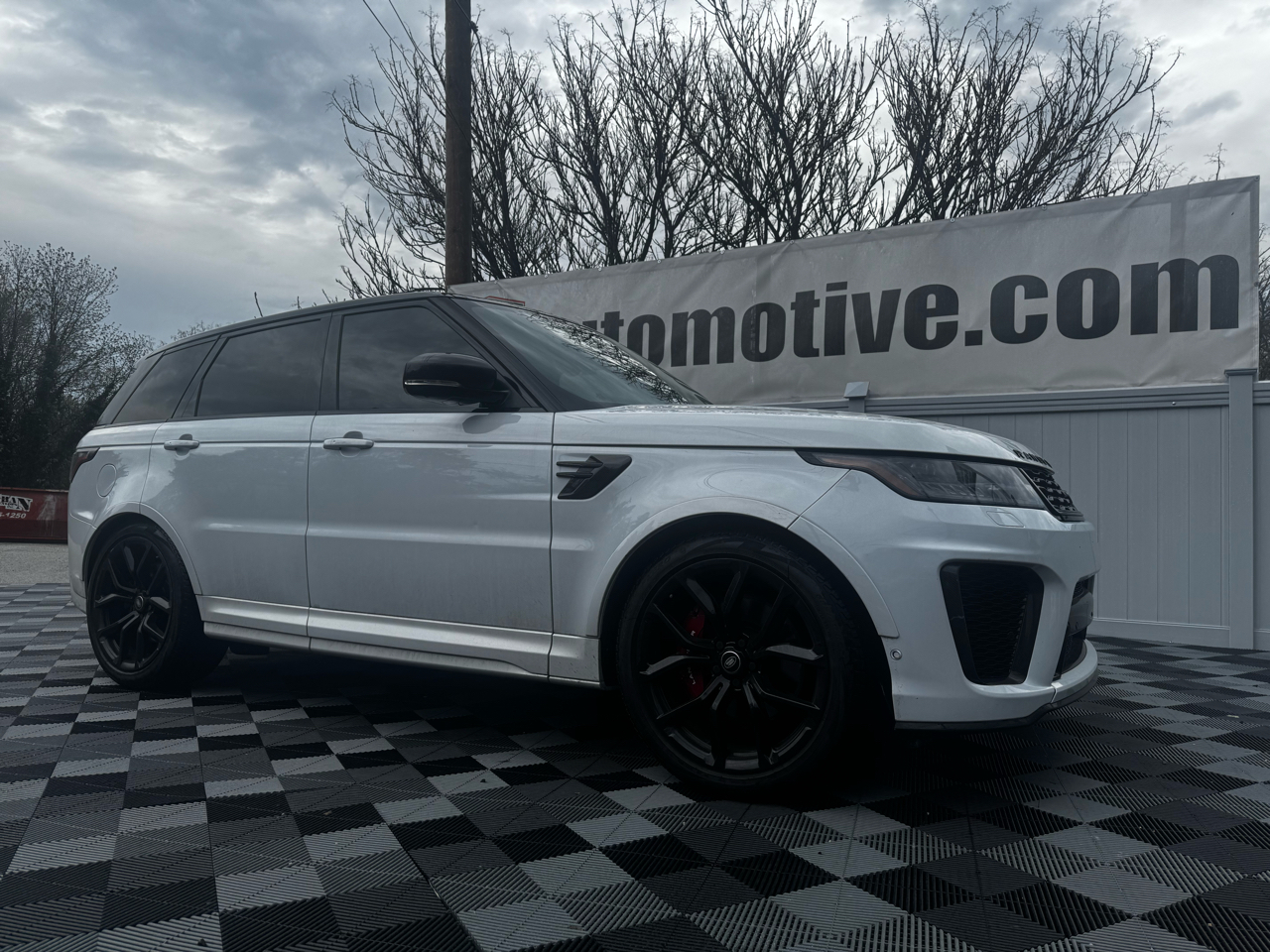 Land Rover Range Rover Sport V8 Supercharged SVR 2019