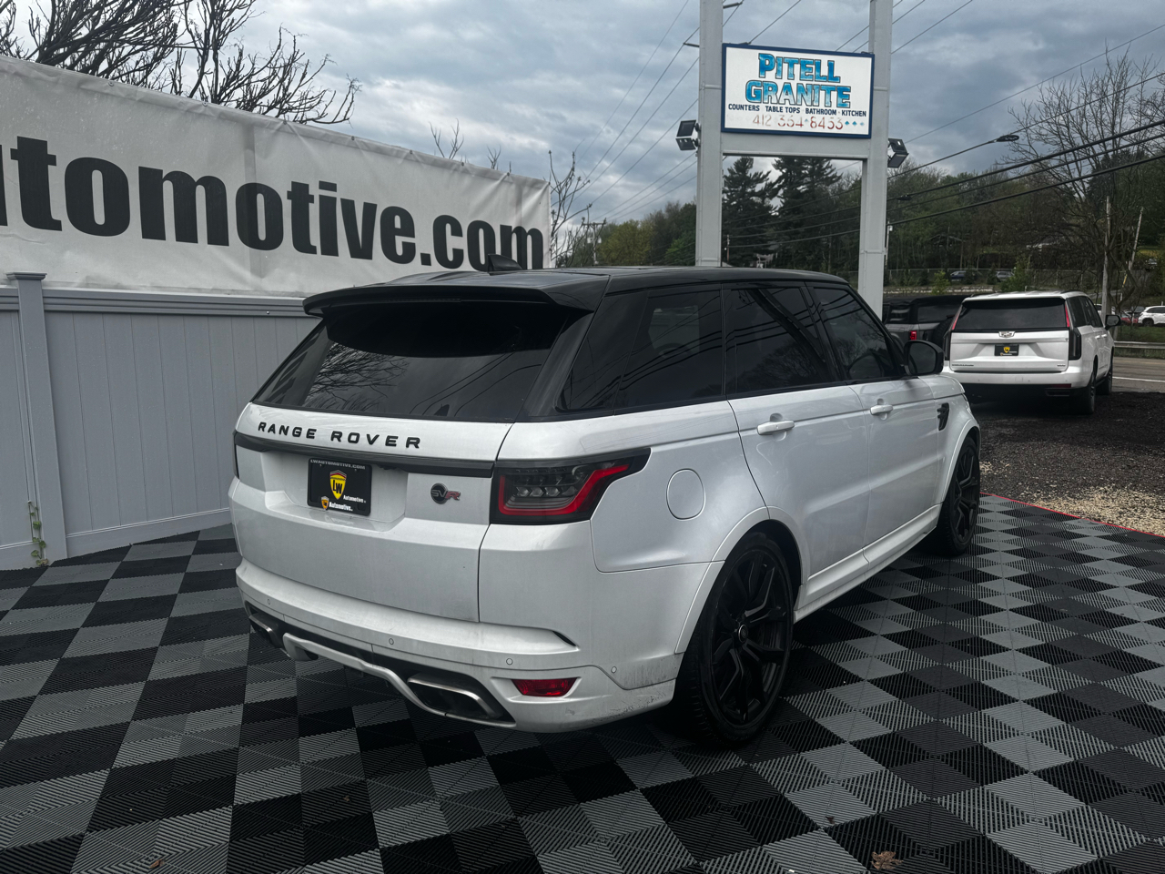 Land Rover Range Rover Sport V8 Supercharged SVR 2019