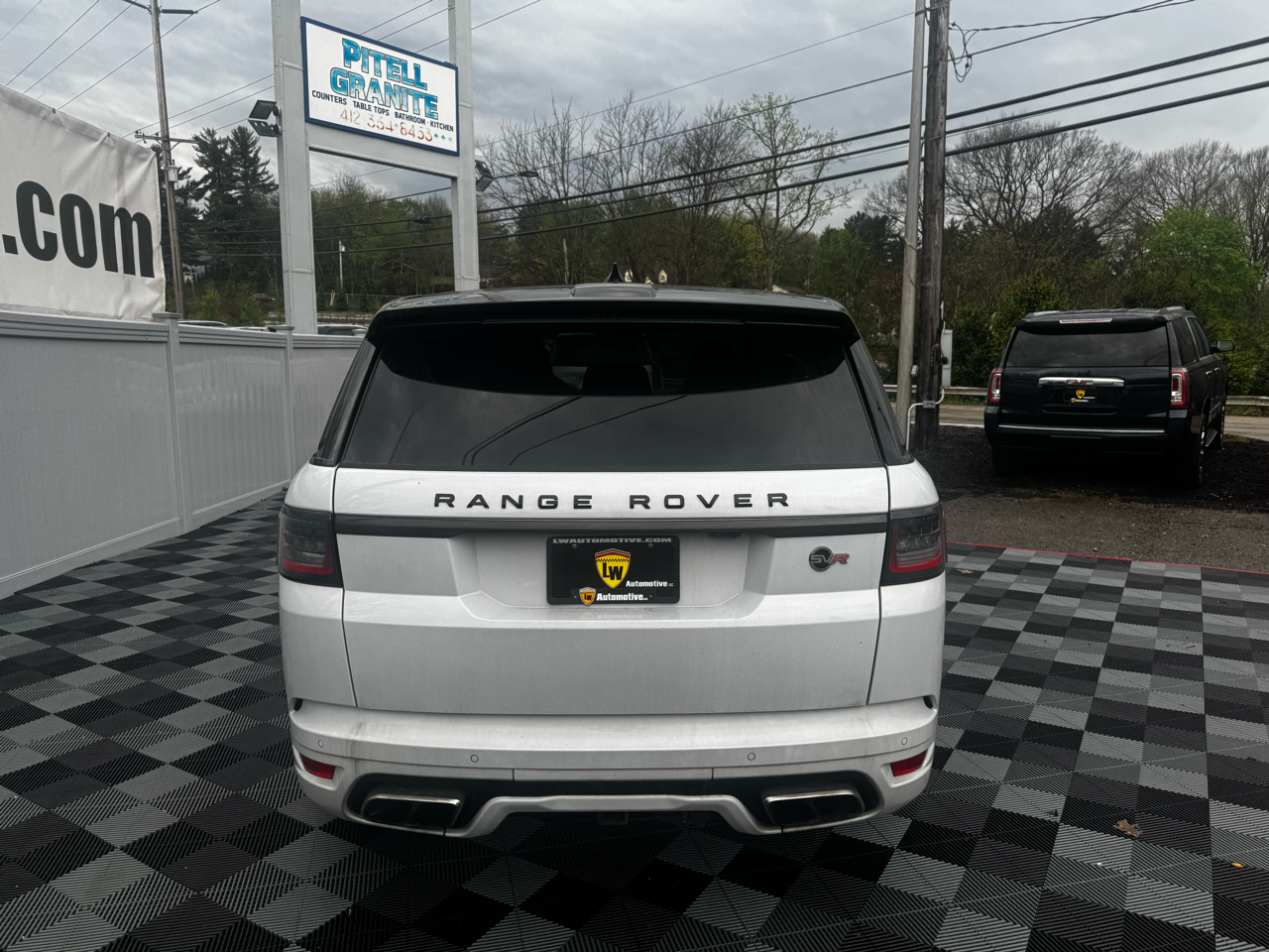 Land Rover Range Rover Sport V8 Supercharged SVR 2019