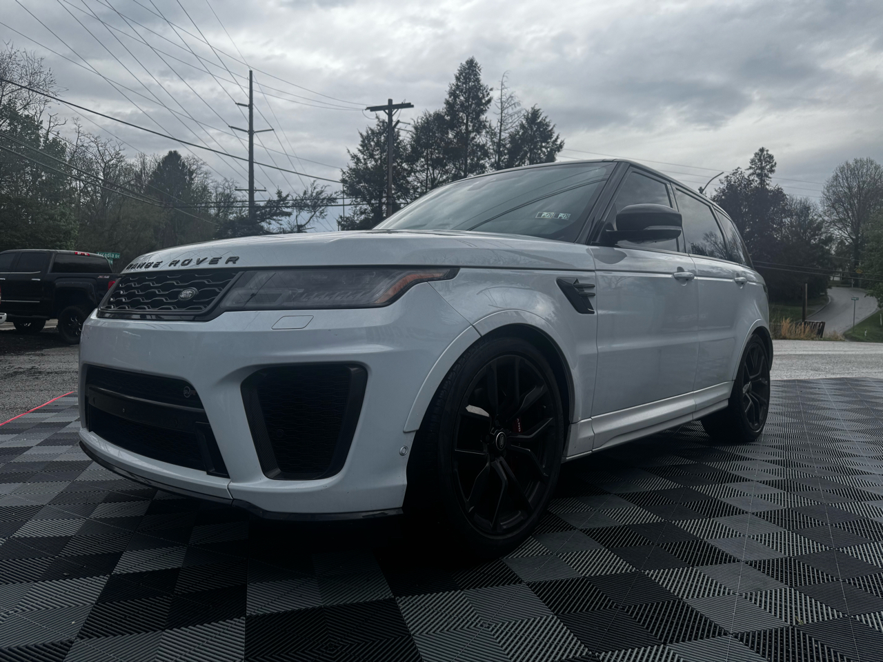 Land Rover Range Rover Sport V8 Supercharged SVR 2019