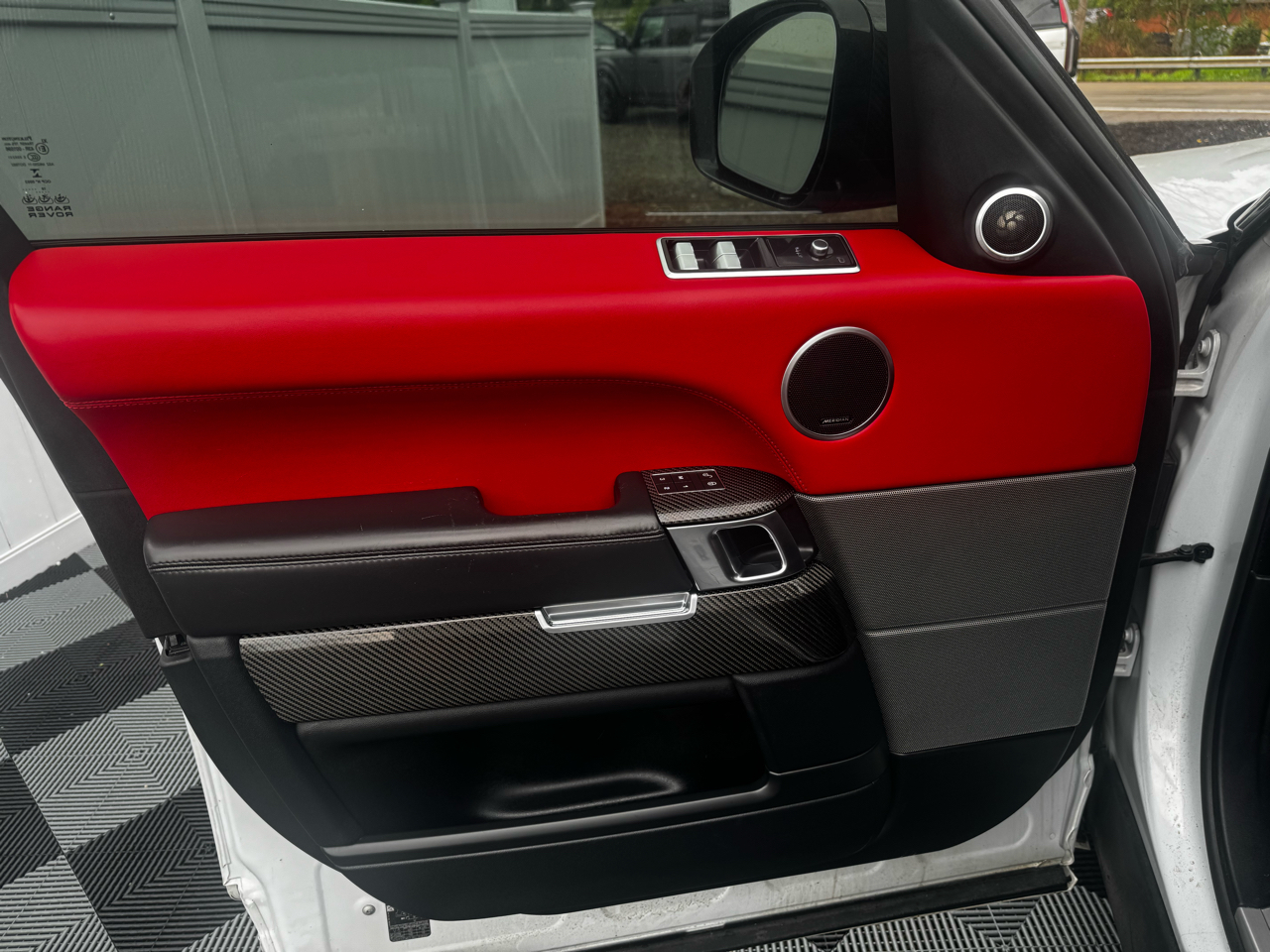 Land Rover Range Rover Sport V8 Supercharged SVR 2019