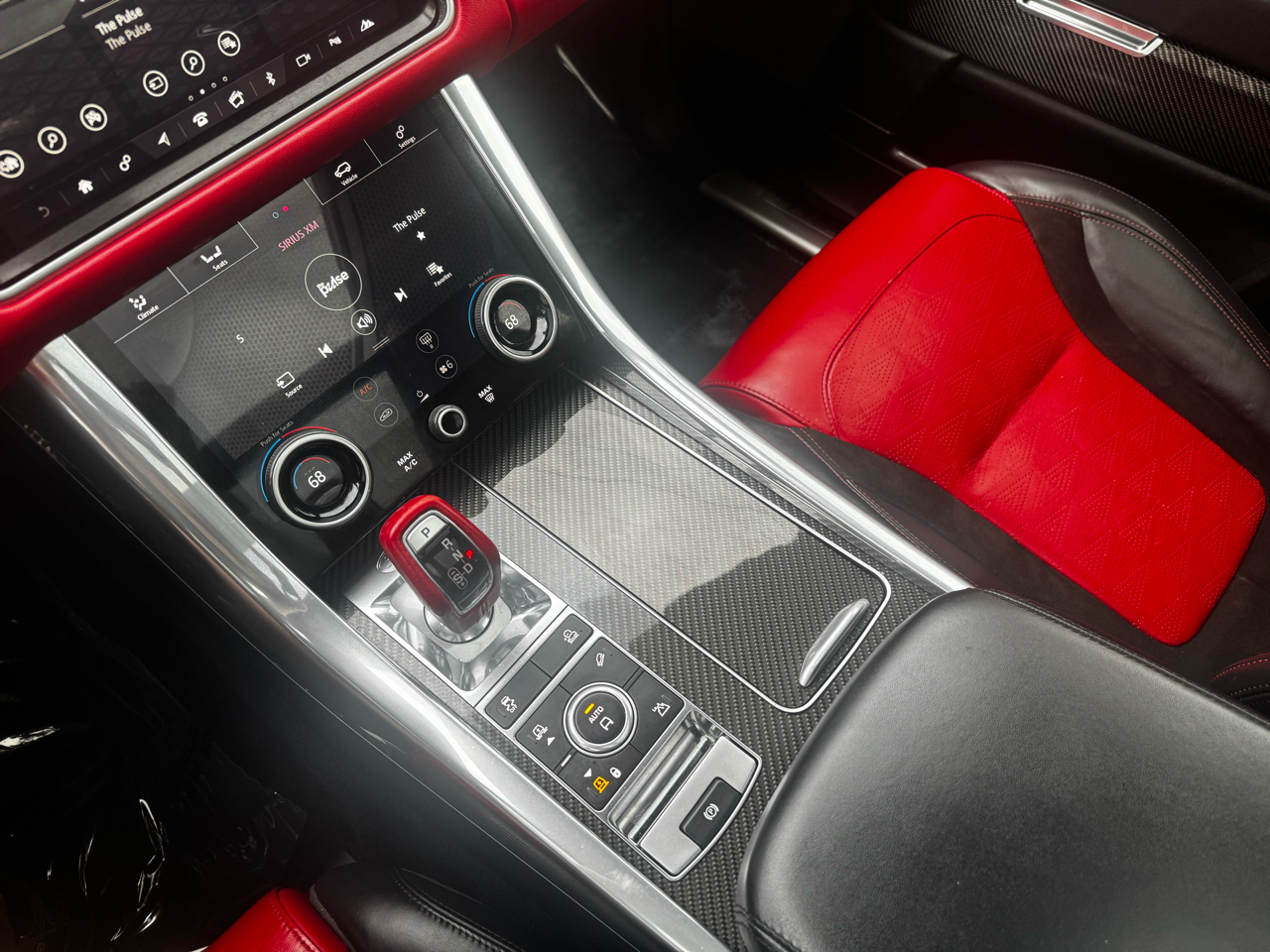 Land Rover Range Rover Sport V8 Supercharged SVR 2019