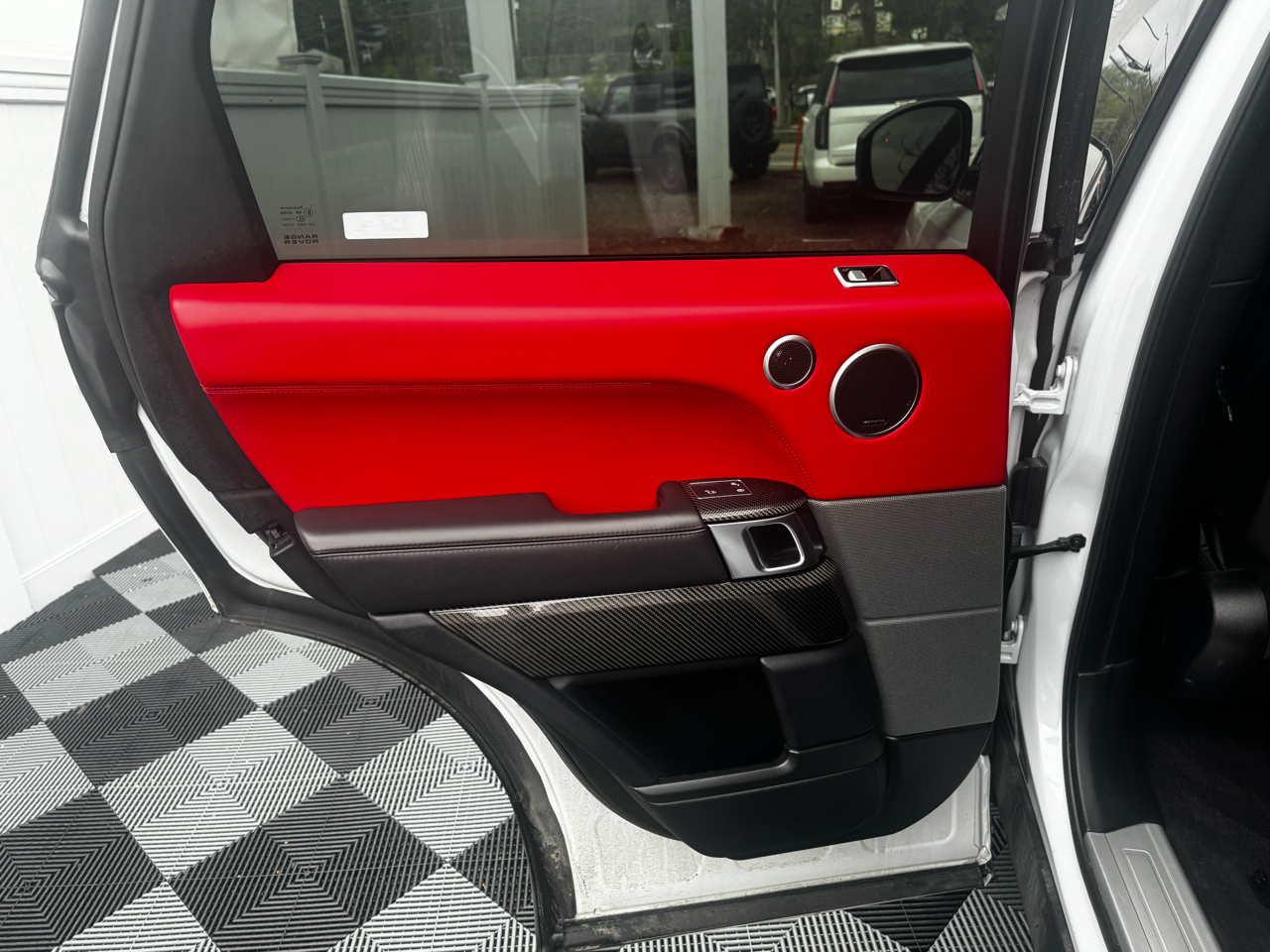 Land Rover Range Rover Sport V8 Supercharged SVR 2019