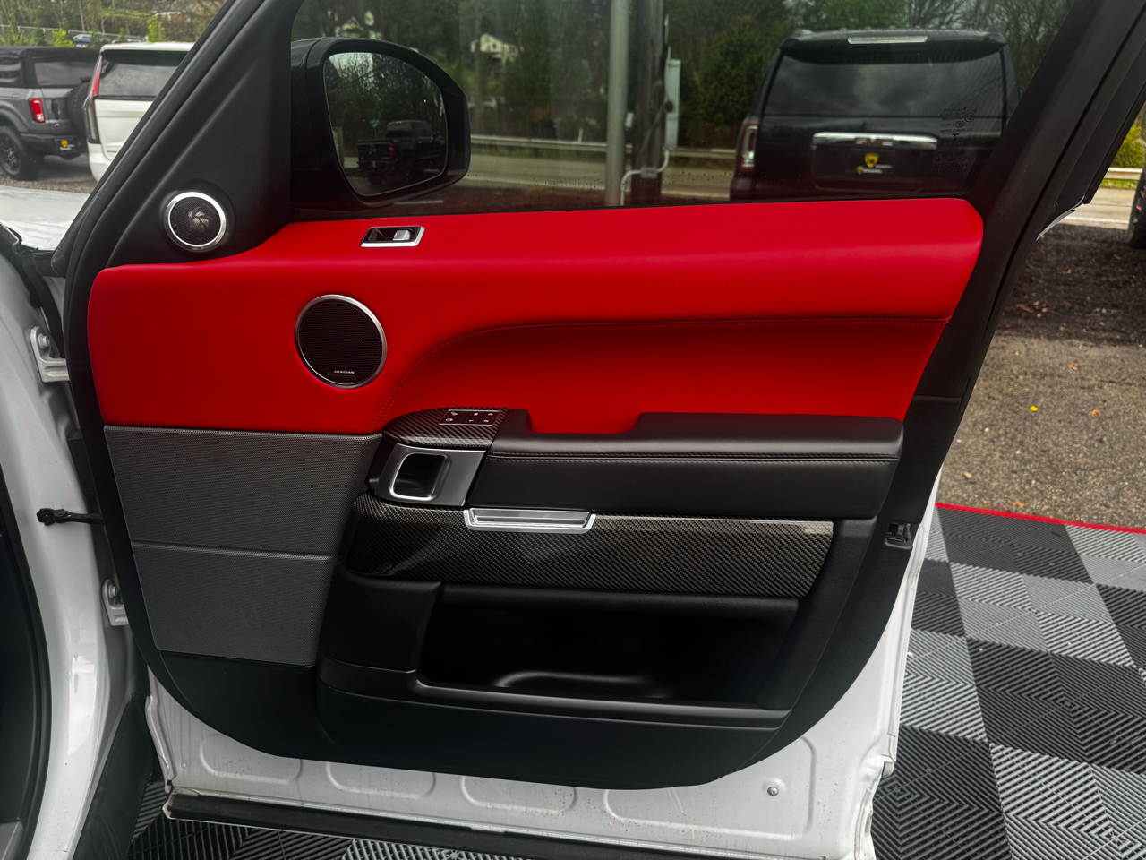 Land Rover Range Rover Sport V8 Supercharged SVR 2019