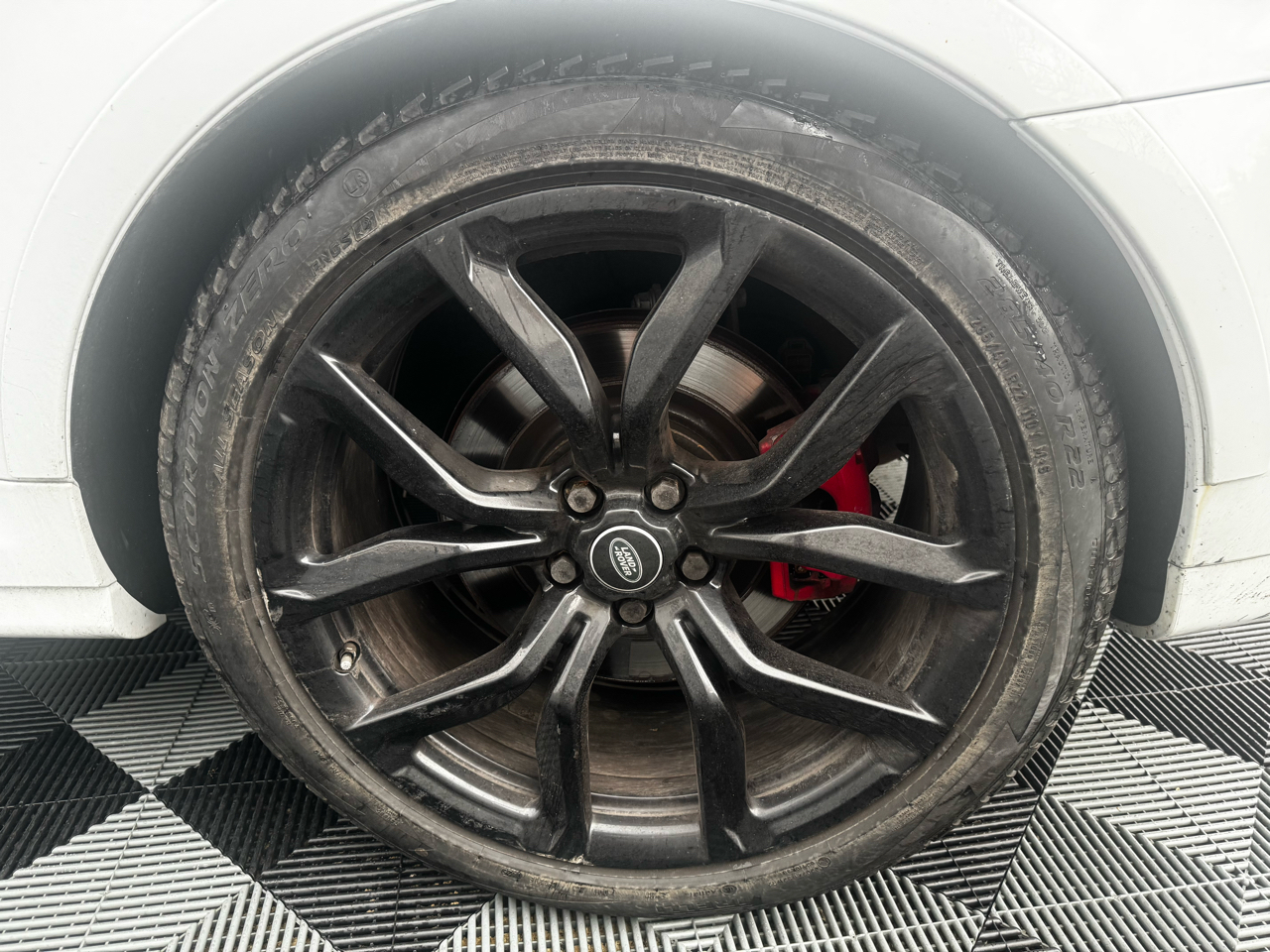 Land Rover Range Rover Sport V8 Supercharged SVR 2019