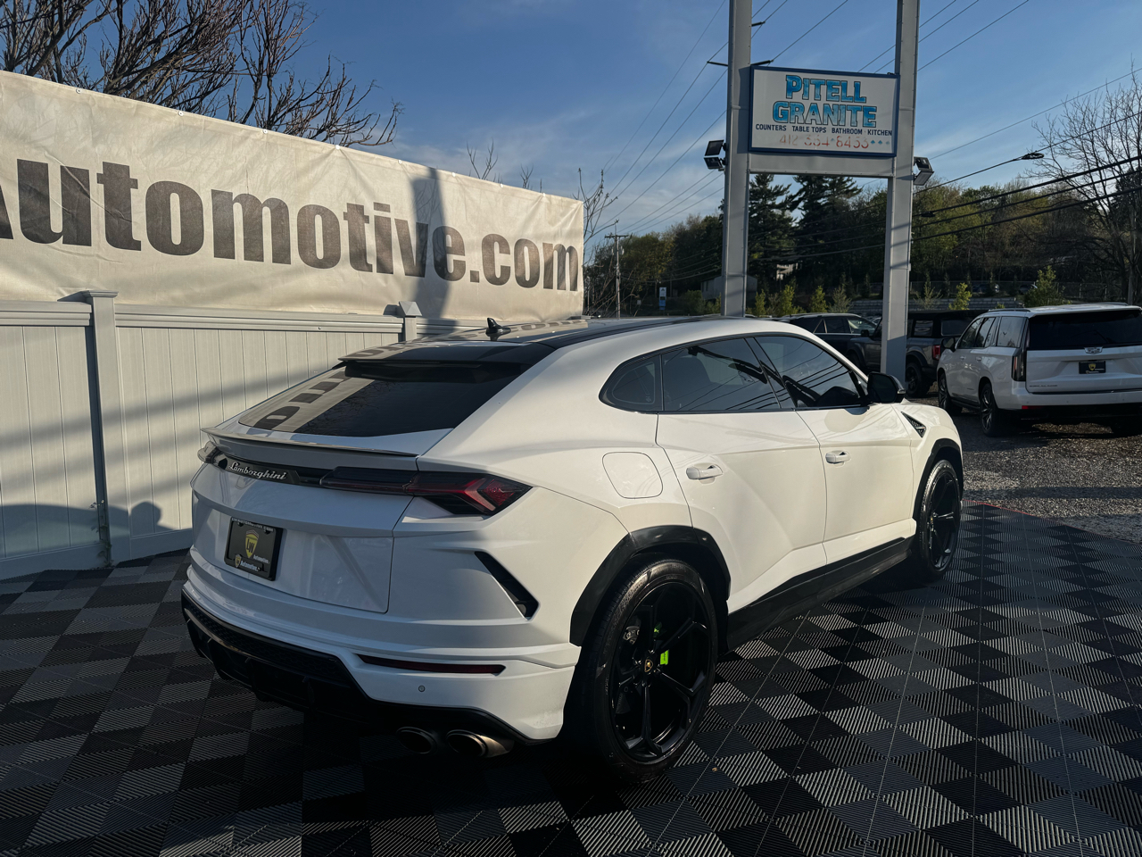 Lamborghini Urus AWD 2022