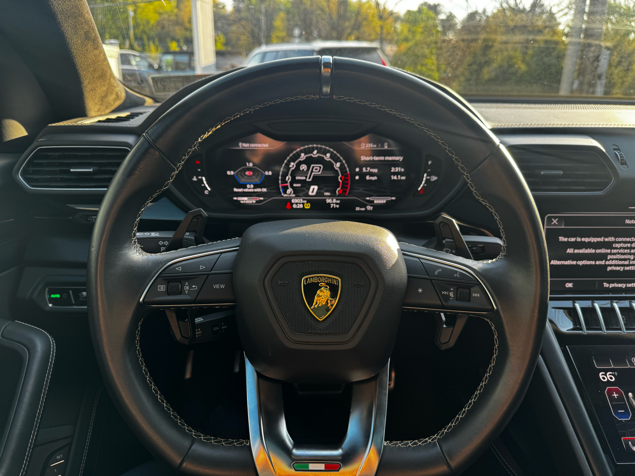 Lamborghini Urus AWD 2022