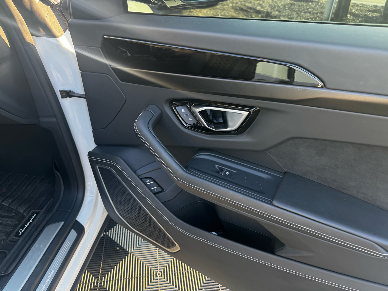 Lamborghini Urus AWD 2022