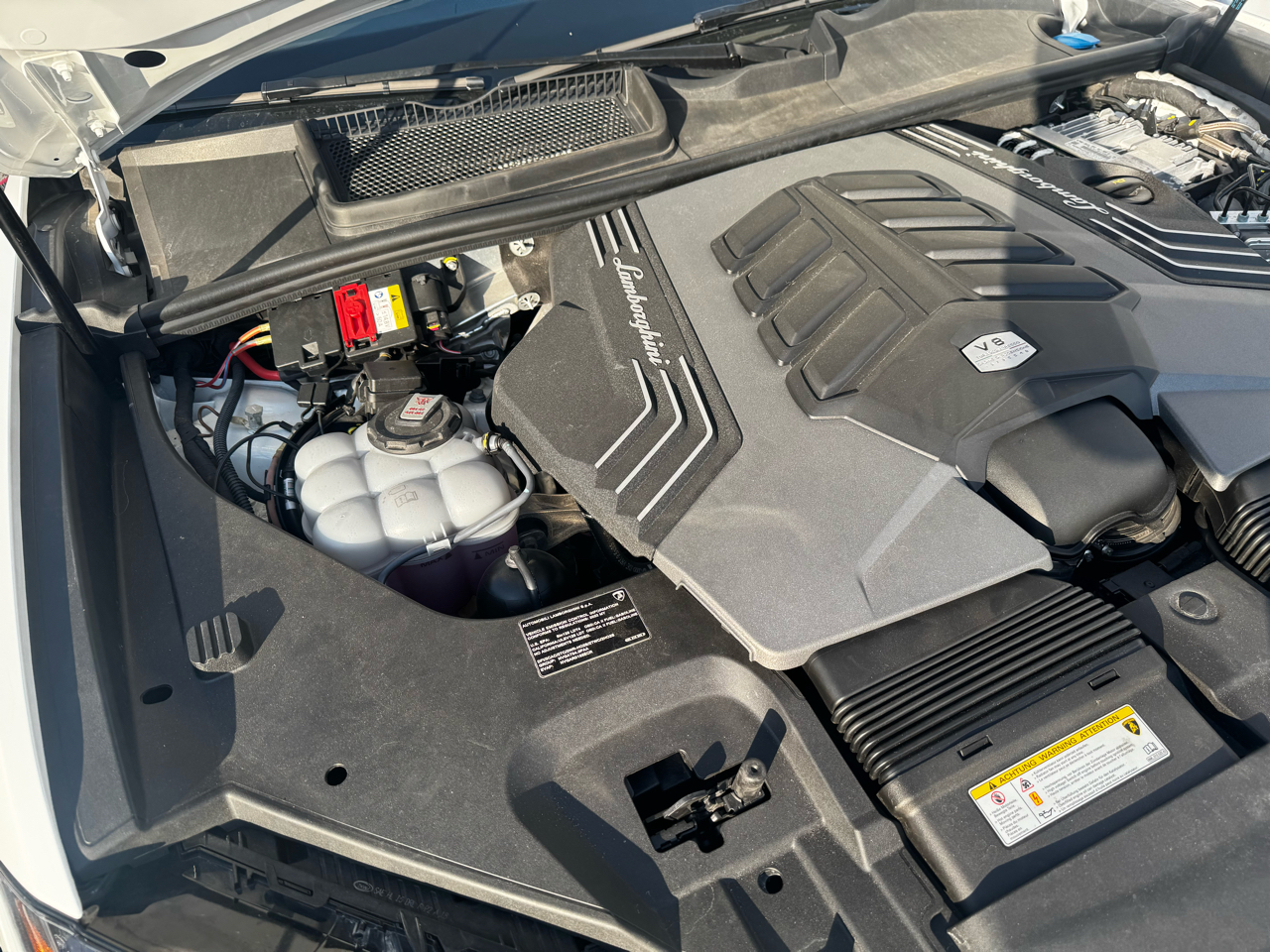 Lamborghini Urus AWD 2022