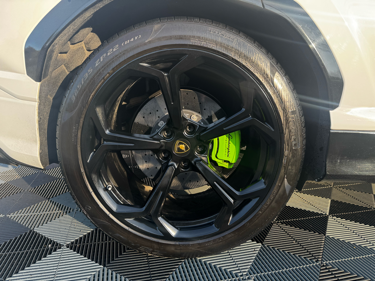 Lamborghini Urus AWD 2022