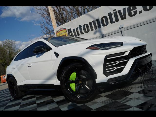White 2022 Lamborghini Urus AWD SUV / Crossover All-Wheel Drive Automatic