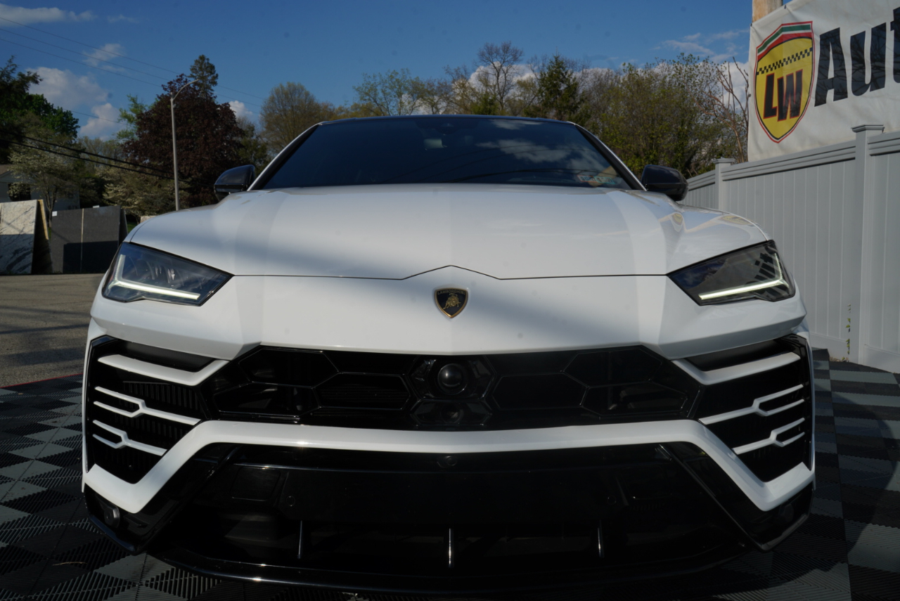 Lamborghini Urus AWD 2022