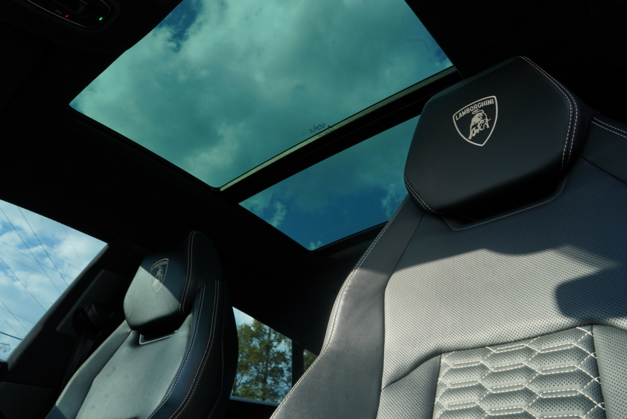 Lamborghini Urus AWD 2022