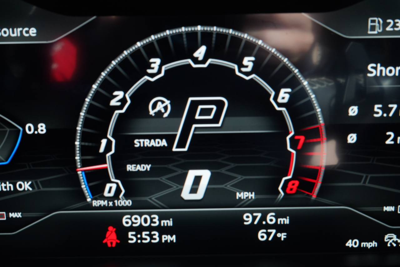 Lamborghini Urus AWD 2022