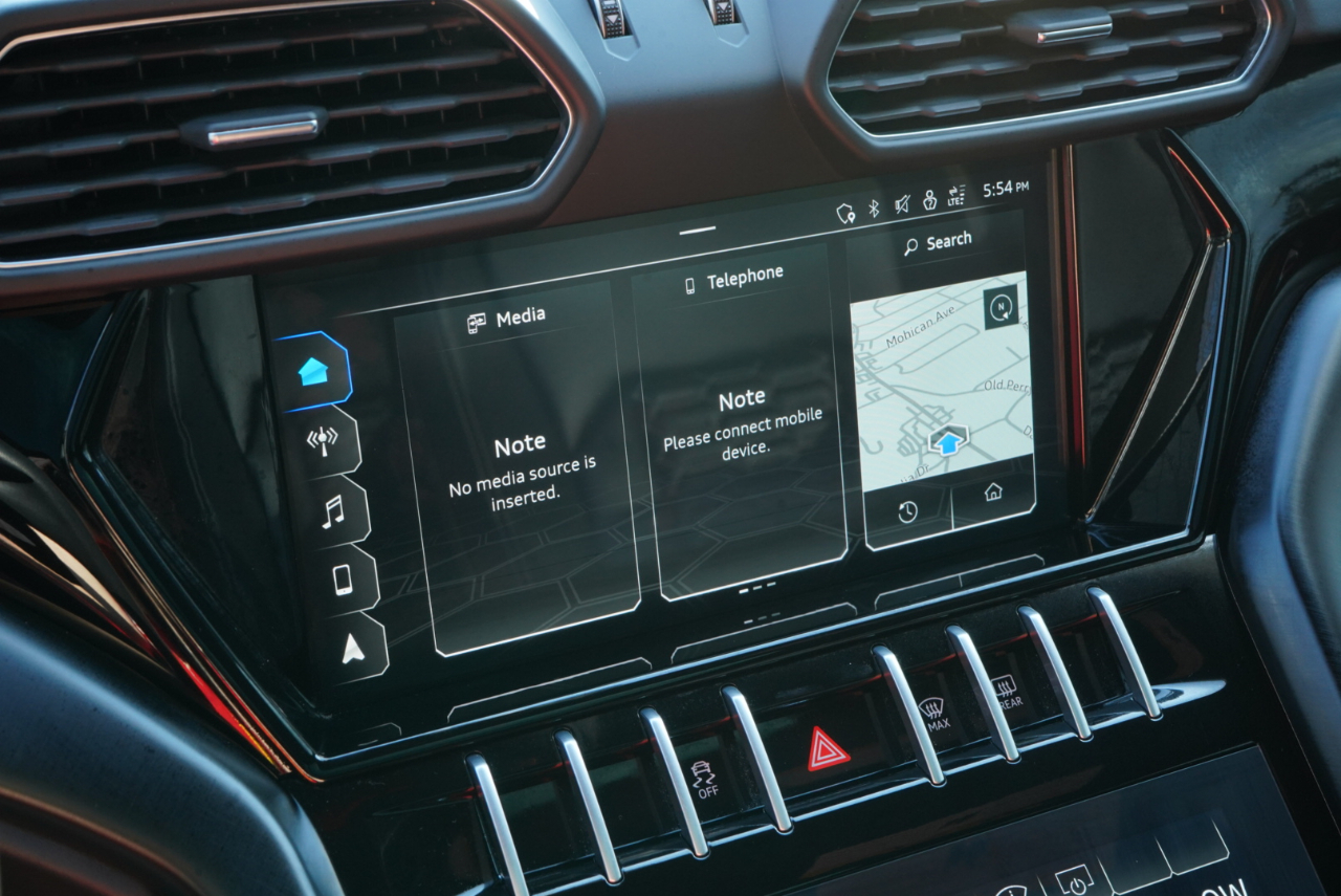 Lamborghini Urus AWD 2022