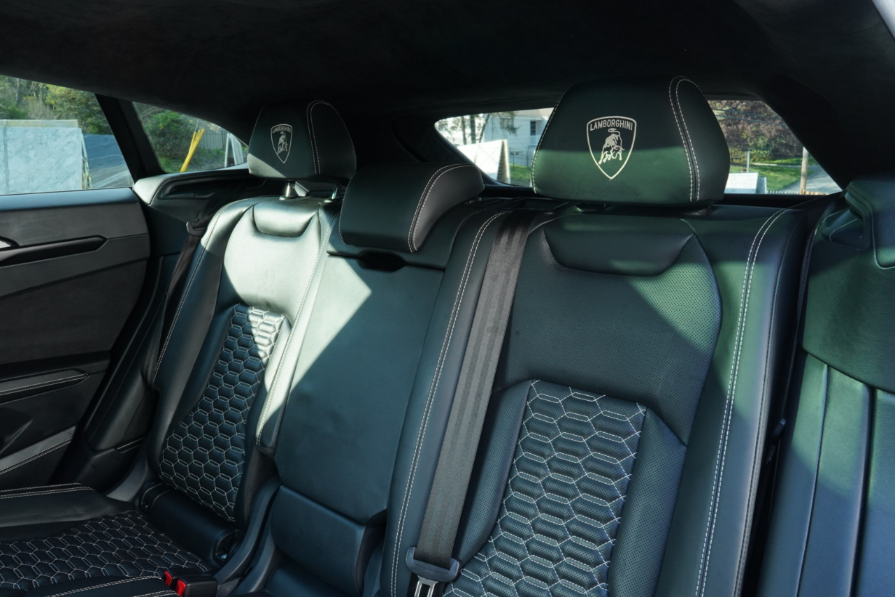 Lamborghini Urus AWD 2022