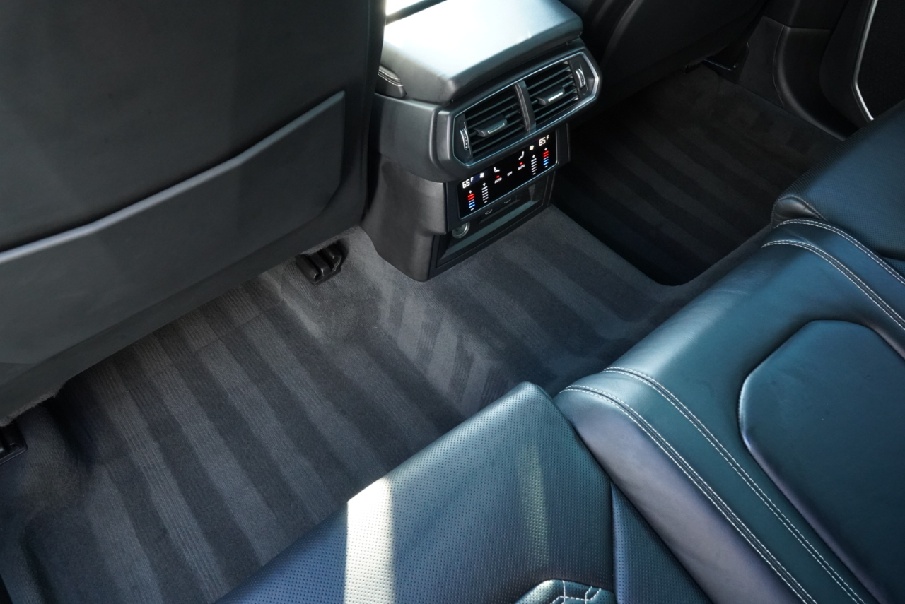 Lamborghini Urus AWD 2022