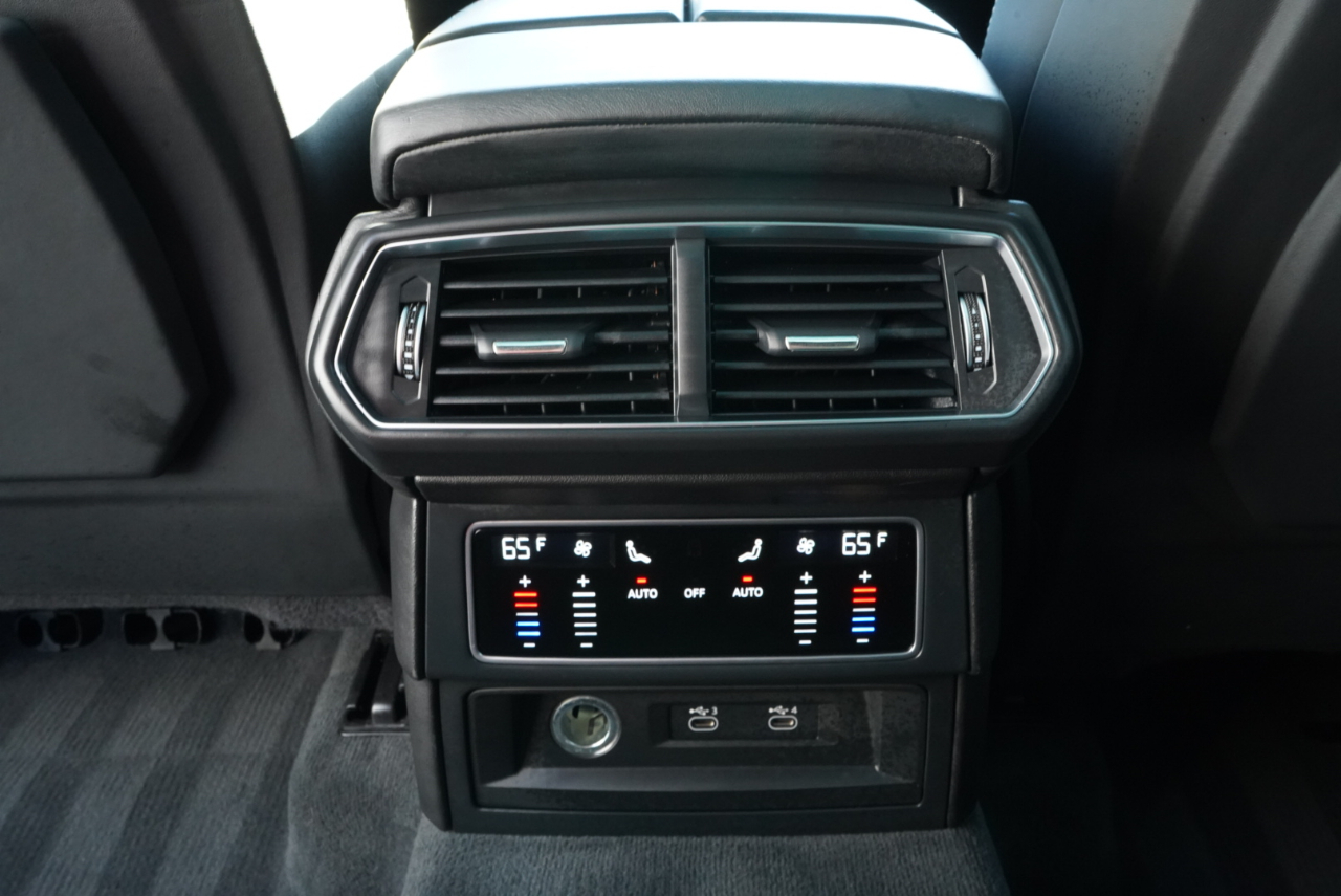 Lamborghini Urus AWD 2022