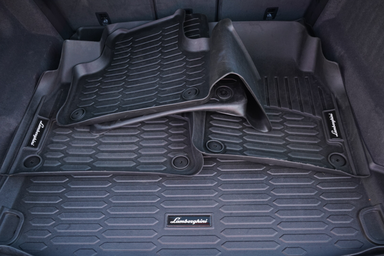 Lamborghini Urus AWD 2022