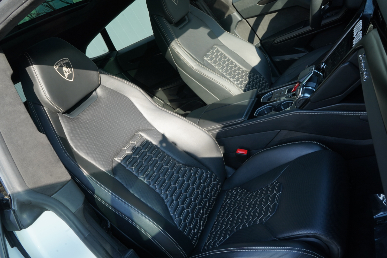 Lamborghini Urus AWD 2022