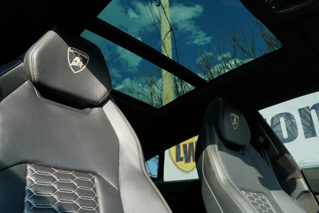 Lamborghini Urus AWD 2022