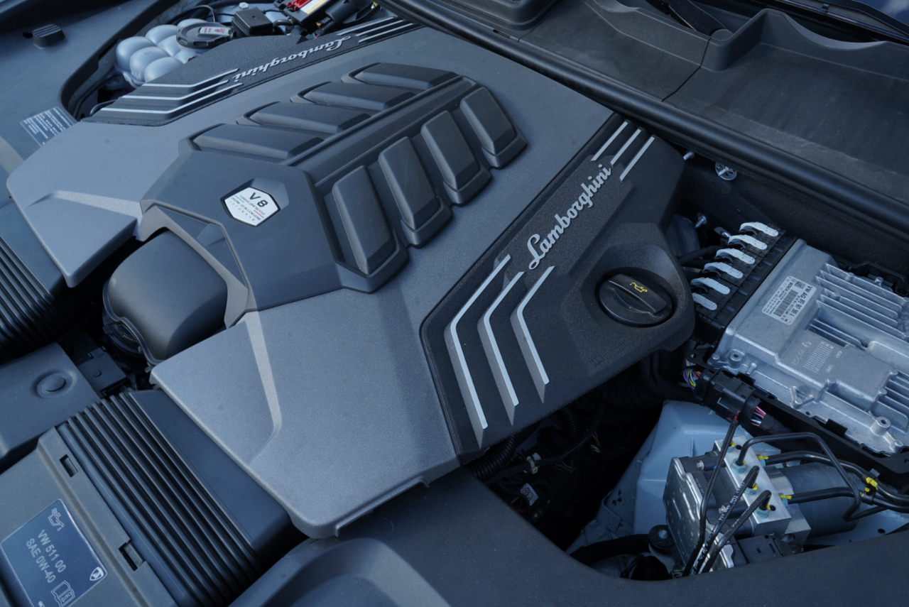 Lamborghini Urus AWD 2022