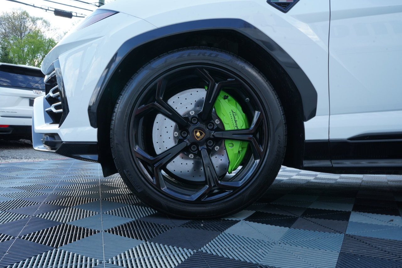 Lamborghini Urus AWD 2022