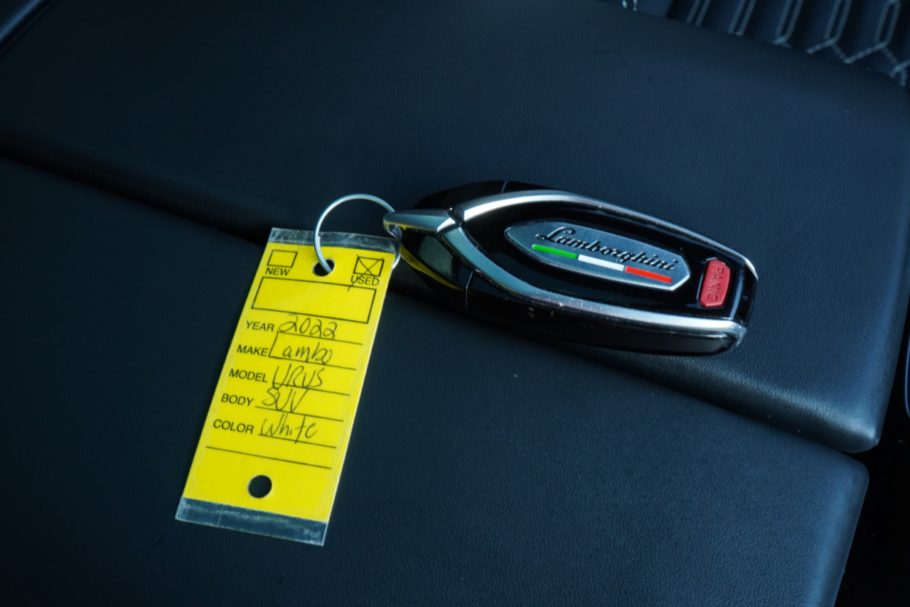 Lamborghini Urus AWD 2022