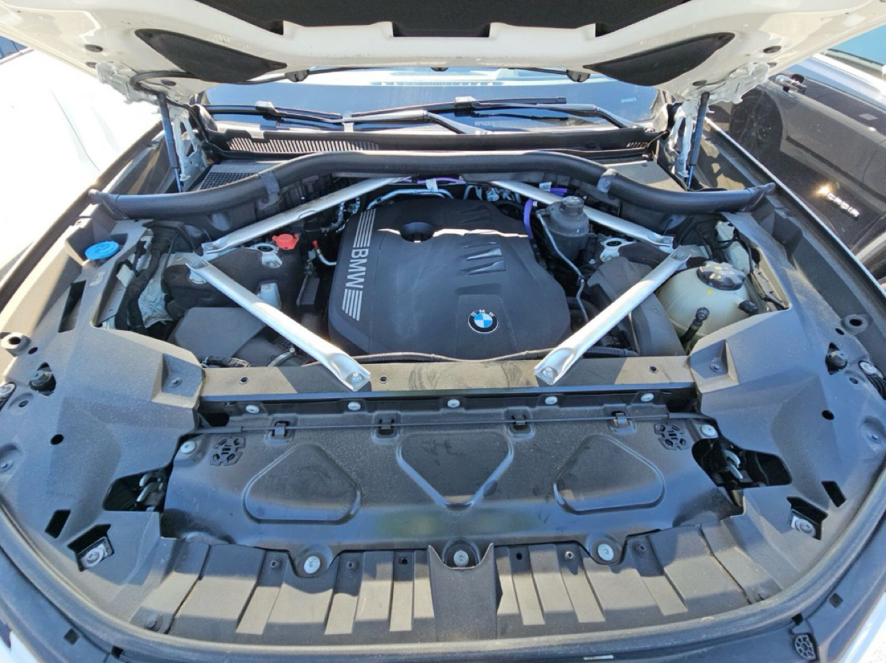 BMW X7 xDrive40i Sports Activity Vehicle 2024